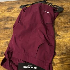 Skechers Wine Scrubs 2 sets